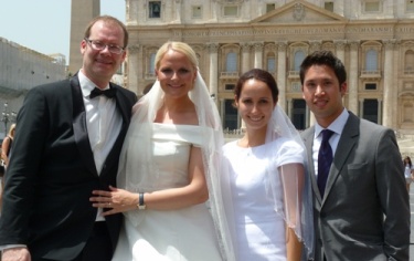 Wedding couples at Audience for Sposi Novelli