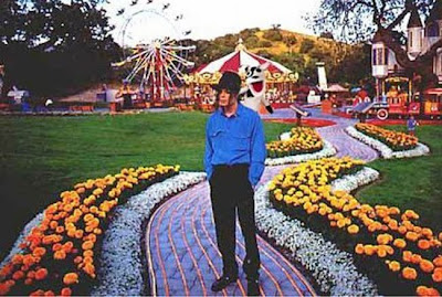 neverland ranch 02 Neverland, kediaman Michael Jackson