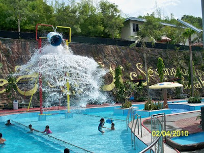 Bukit Awan Waterpark