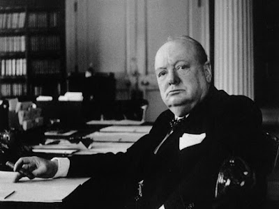 Cựu Thủ tướng Anh Winston Churchill (1874 - 1965).