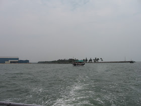 Boat carrying tourists to St.Mary's Island, Malpe harbour