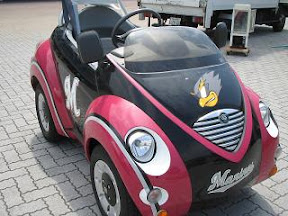 2007年サラリーマンデーにドアラが運転してた車だと思ったらクールだった