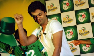 Actor Simbu at 7UP Lemon Pattalam Launch