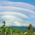 Fenomena Awan Cantik di Atas Gunung Tanggamus Lampung