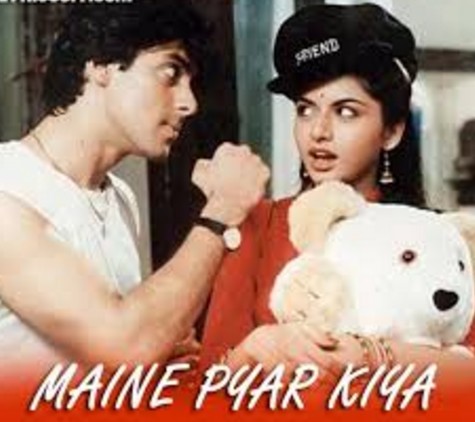 main-pyar-kiya-title-song-lyrics-main