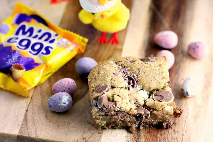 Chewy Chocolate Mini Egg Blondie Bars