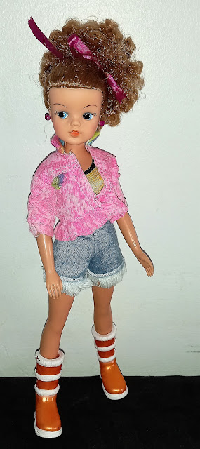 2 RARE 1963 Ken doll 1/4 shorter height , fatter arms, kneecaps