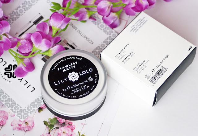 Lily Lolo, Matujący Puder Sypki Flawless Matte