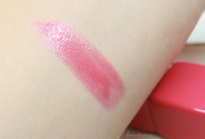 swatch 371 darling baby guerlain kisskiss lipstick