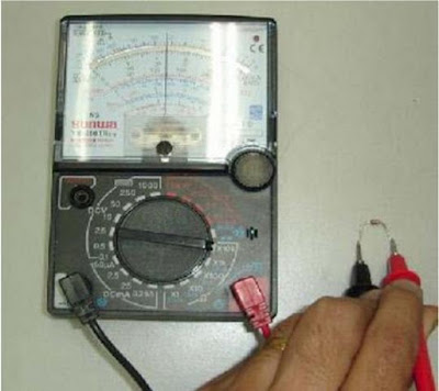 Cara Mengukur dan Menguji Komponen Dioda Zener dengan avometer analog