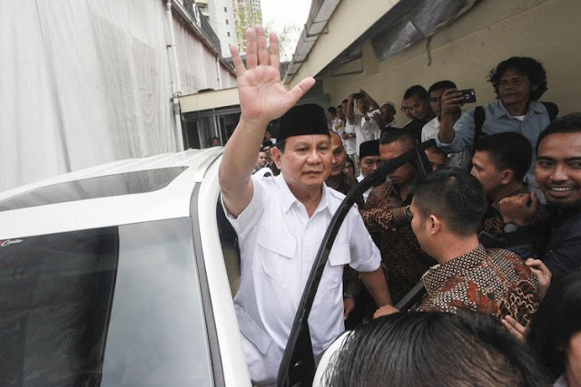 Gerindra Gas Pol, Prabowo Kok Loyo?