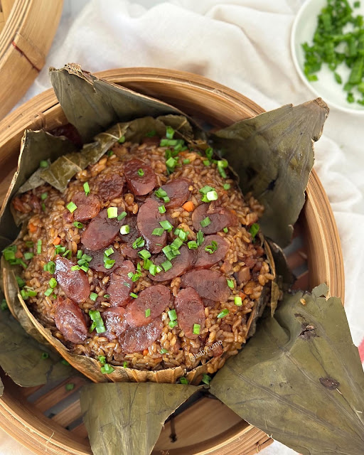 Hor Yip Fan (Lotus Leaf Wrapped Rice)