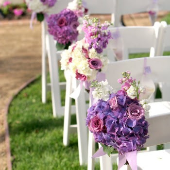 wedding pew flowers