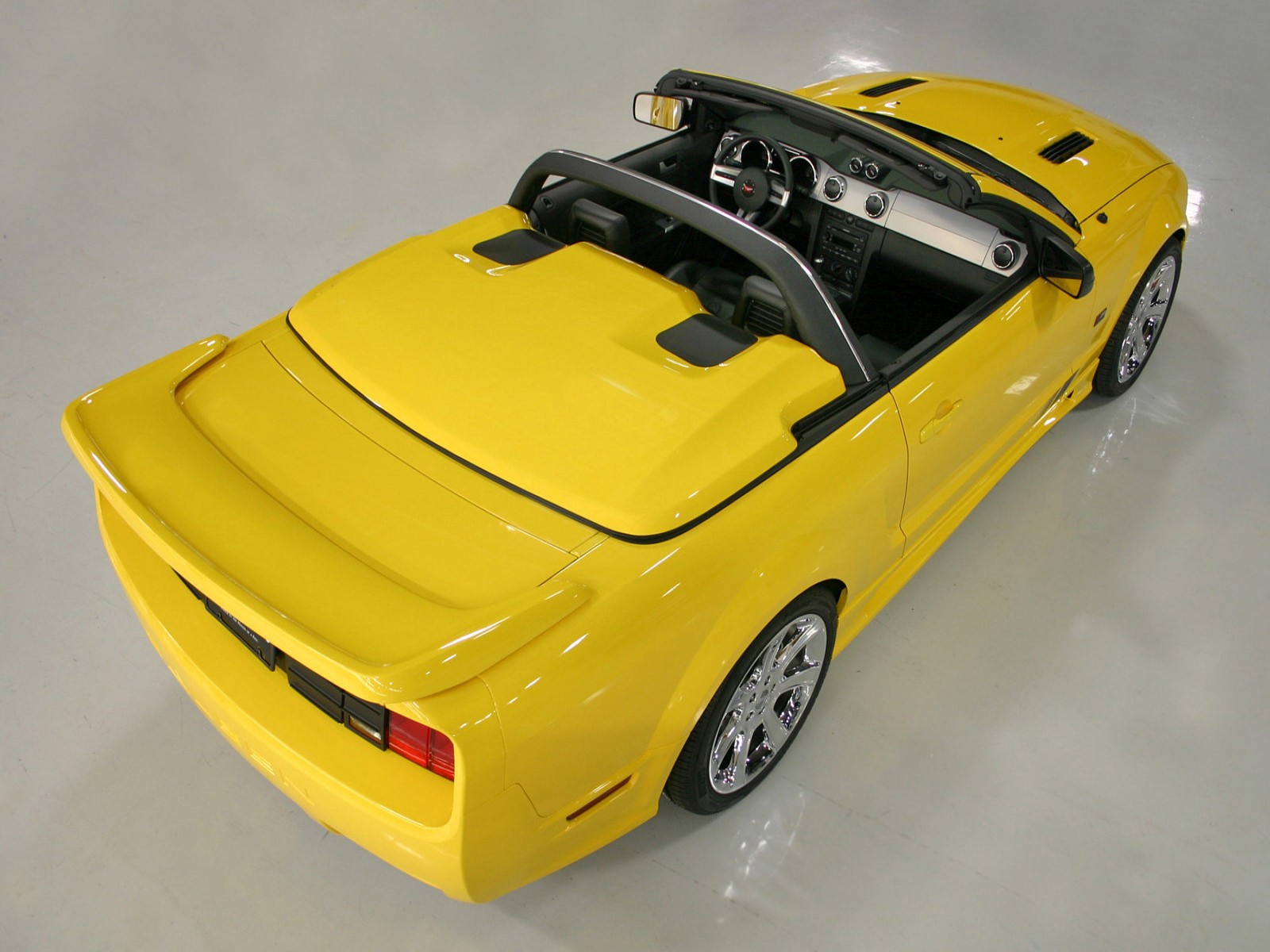 Car Pictures: Saleen Ford Mustang S281 Speedster 2006