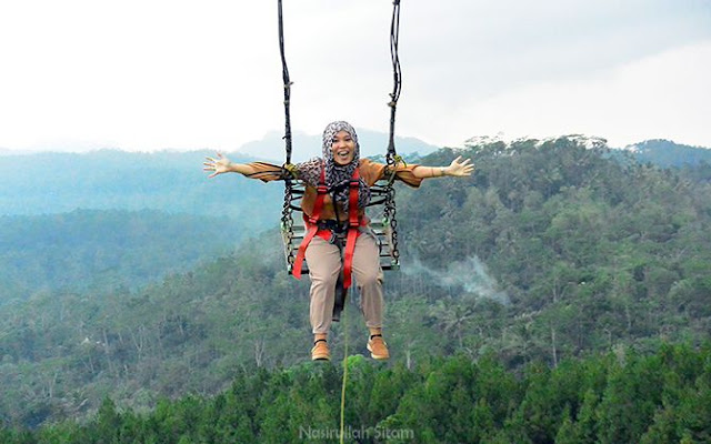 Menikmati sensasi di Ayunan Langit Kulon Progo