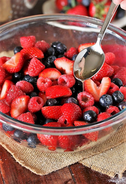 make vanilla syrup to create this stunning as well as delicious  Triple Berry Fruit Salad alongside Vanilla Simple Syrup