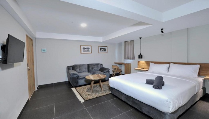 Arimbi Stay Surabaya Kamar