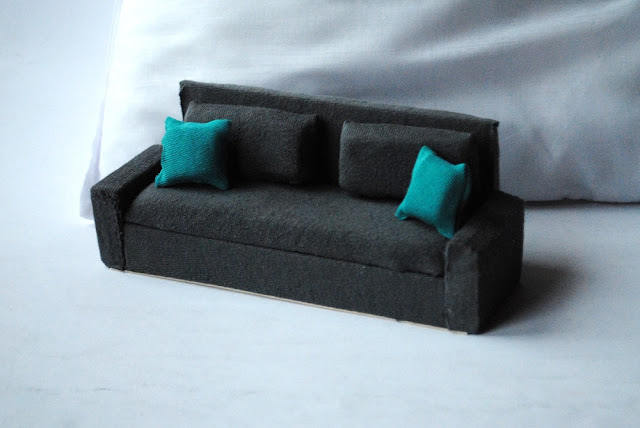 miniaturowa sofa, miniature sofa