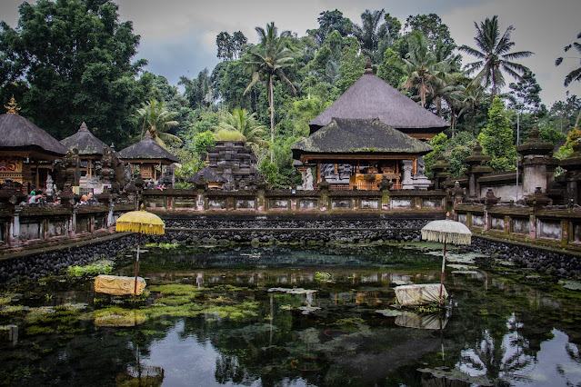 Tirta empul temple