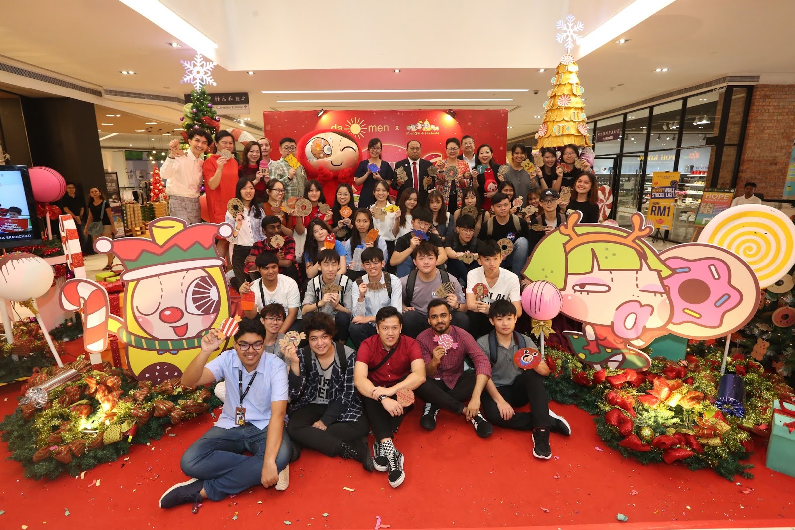Namesherry Sweet Christmas Celebration With Da Men Mall S Candy Christmas