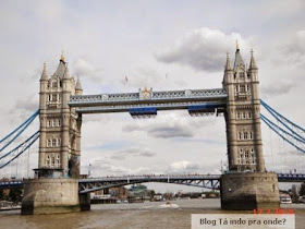 Tower Bridge em Londres