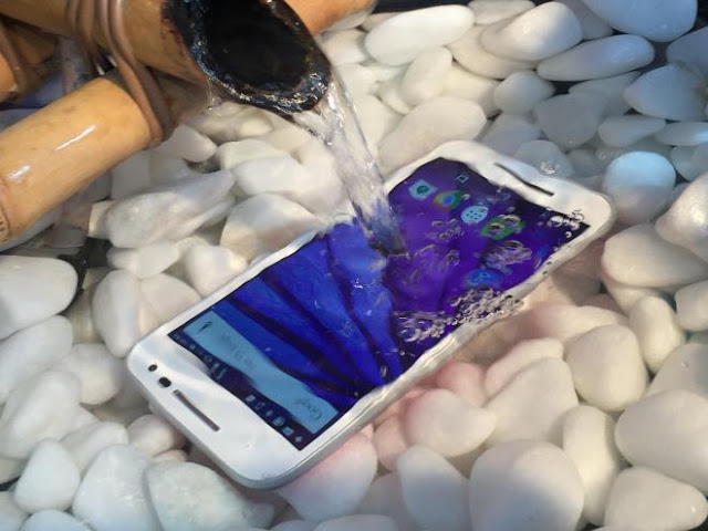 How do you know if your phone is really waterproof? !!