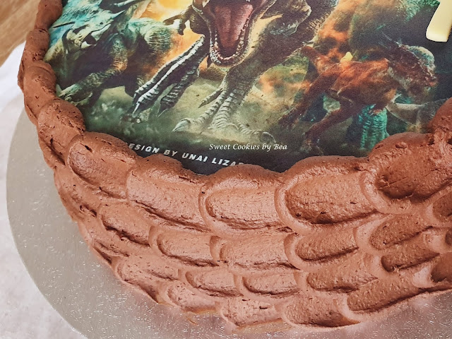 Tarta chocolateada Jurasic World