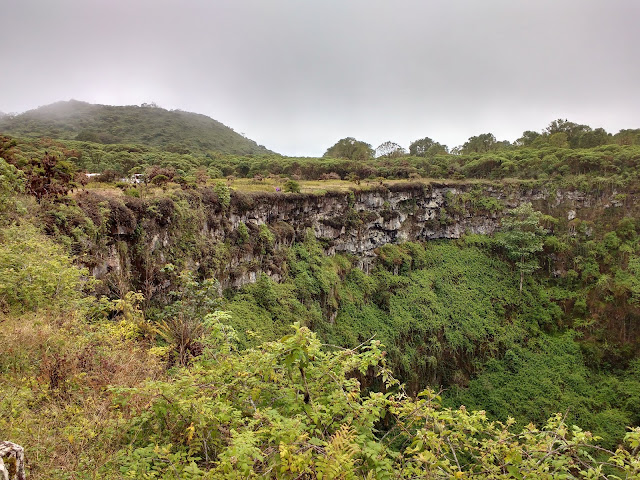 Los Gemelos, Isla Santa Cruz, Islas Galápagos