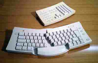 10 Keyboard Paling Unik Di Dunia [ www.BlogApaAja.com ]