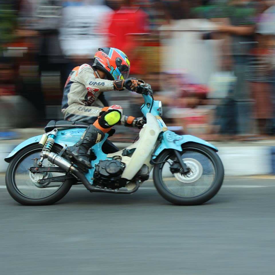 Bebek Tua Pakai Mesin Muda Keliaran Di Road Race Sum Sel Road