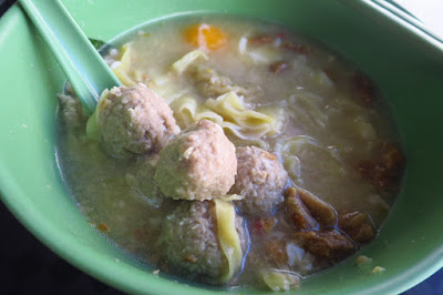Soon Heng Pork Noodles (顺兴肉脞麵), meatballs