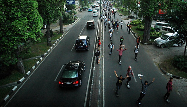 Liburan di Bandung yuu: Jalan DAGO / Jl. Ir. H. Djuanda