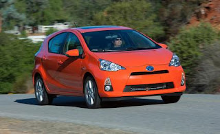 2012 Toyota Prius C WallPaper | Toyota Prius Picture | Image | Blue | White 