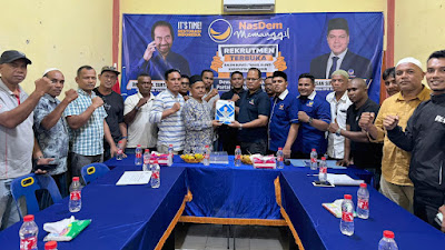 Partai Nasdem Terima Berkas Pendaftaran Haji Faisal Riza Sebagai Calon Bupati Aceh Timur