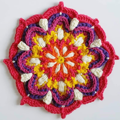 Picture of Vintage Rainbow Mandala Crochet