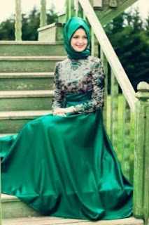 Kumpulan Model Long Dress Muslimah Modern Paling Mewah