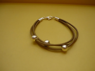 Pulsera cuero