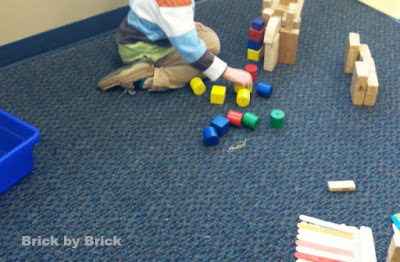 Building with cylinders (Brick by Brick)