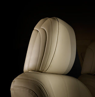 Toyota Avalon 2016 Safety Features Whiplash-Injury-Lessening seats