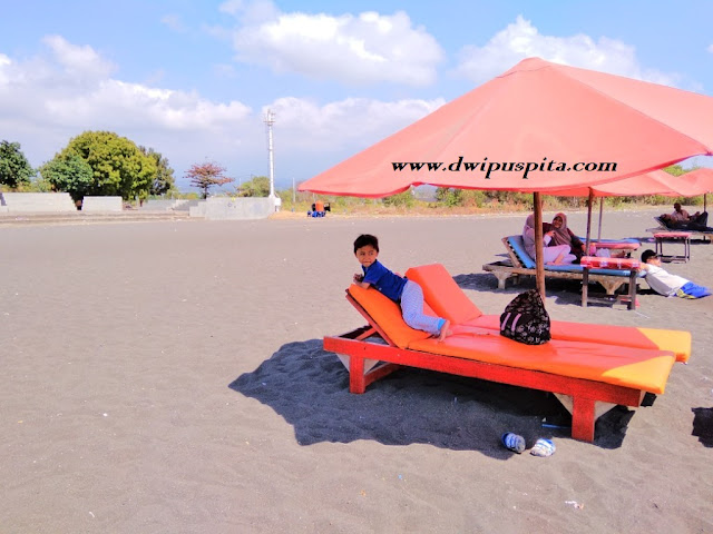 pantai marina boom banyuwangi