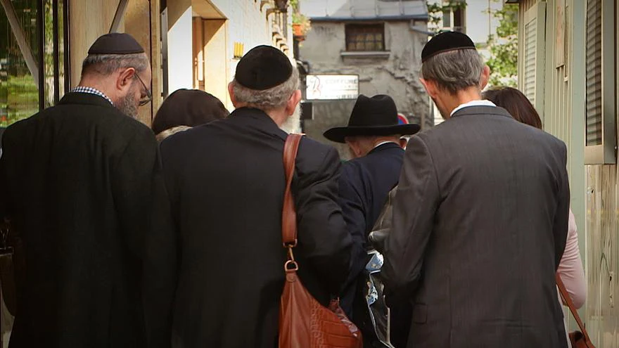Χιλιάδες Εβραίοι εγκαταλείπουν τη Γαλλία