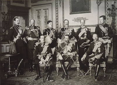 Nueve reyes en una sola fotografía - 1910