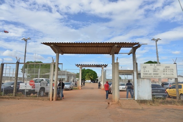 Mais de 30 presos morrem na penitenciária de Roraima