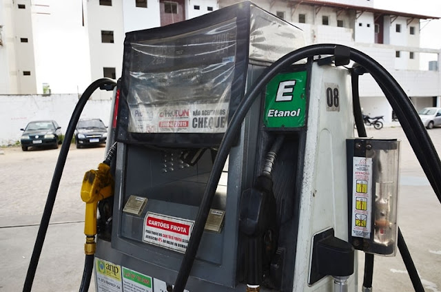 Pesquisa do Procon-JP constata que preço do litro da gasolina reduziu em 18 postos em uma semana