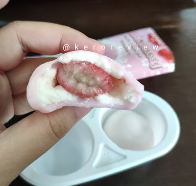 รีวิว อีซี่โก โมจิครีมสตรอเบอร์รี่ (CR) Review Mochi Cream and Strawberry, Ezygo Brand.