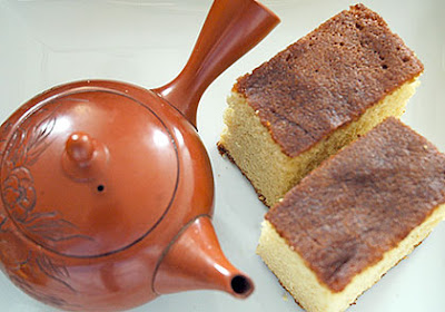 Castella or Kasutera (Kasutera) 