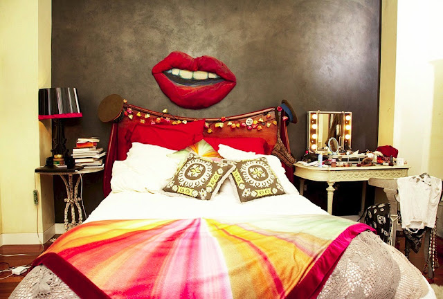 DORMITORIO PAZ Y AMOR PEACE AND LOVE BEDROOM ROLLING STONE