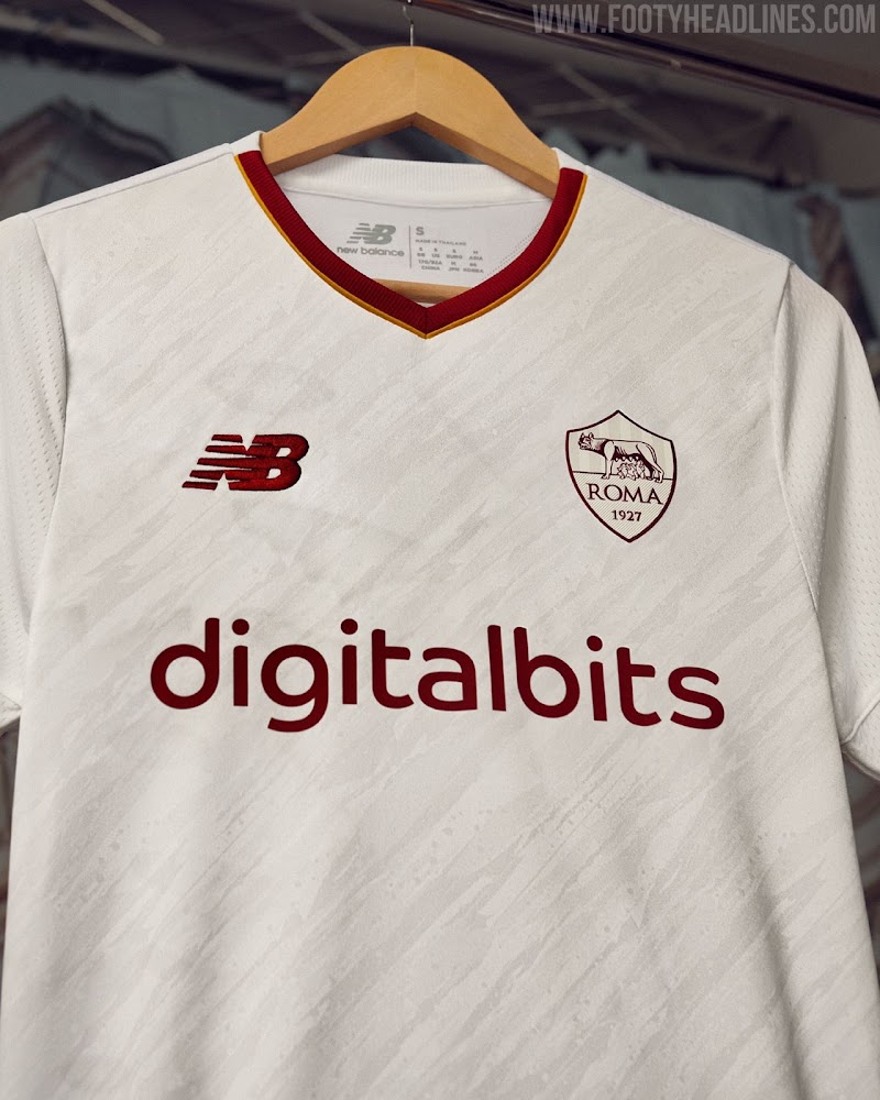 Snowstorm allocation heart AS Roma 22-23 Away Kit Released - Footy Headlines
