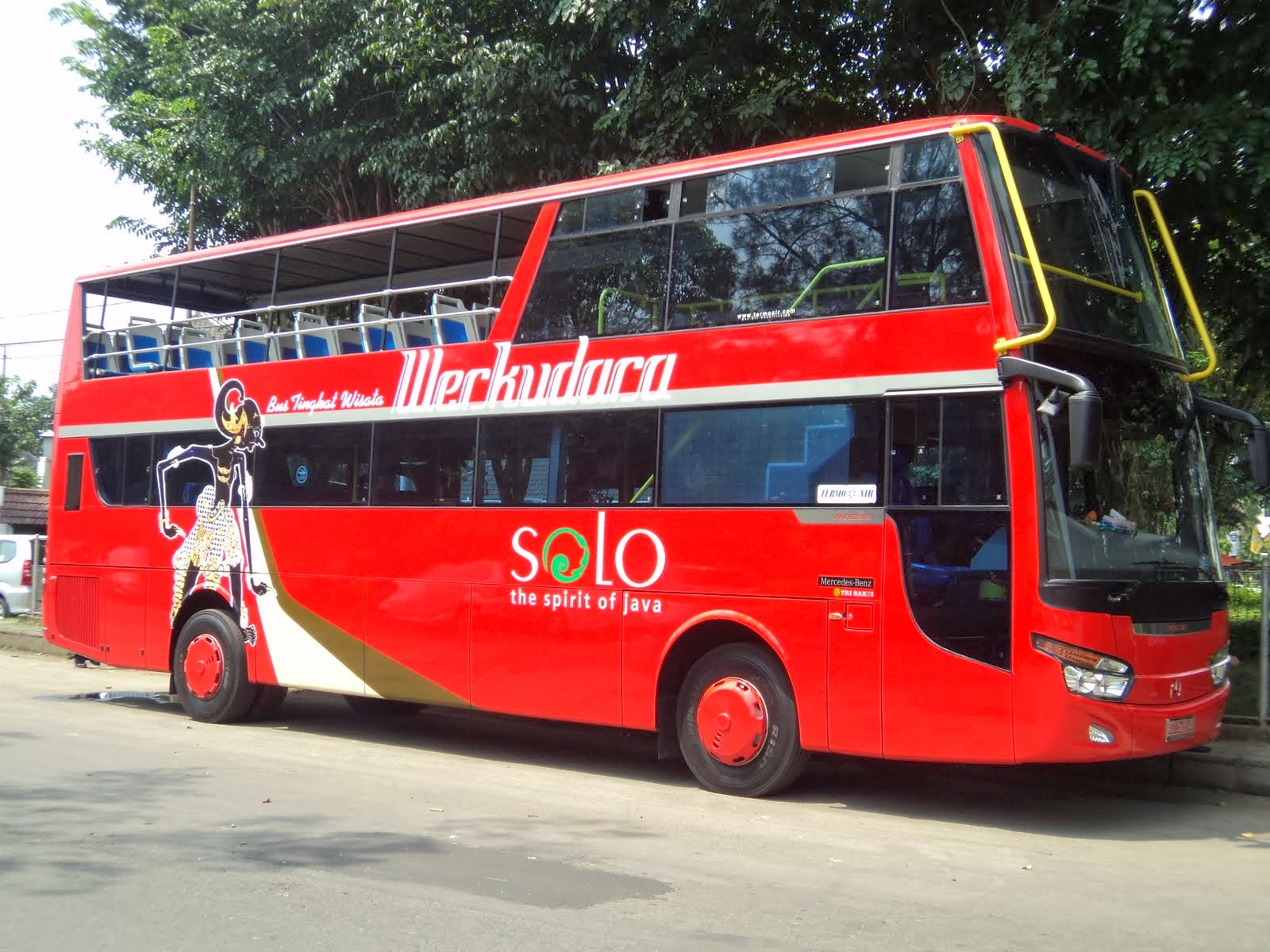 Apa Sih Bus Double Decker Bus Tingkat Terbaru KAROSERI INDONESIA