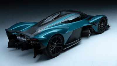 2022 Aston Martin Valkyrie Review, Specs, Price